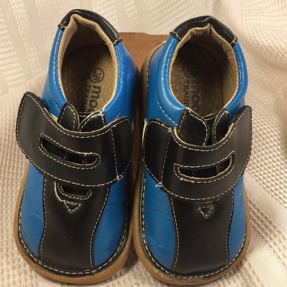 Mooshu trainer leather shoes worn once! Soft/comfy - Picture 1 of 8